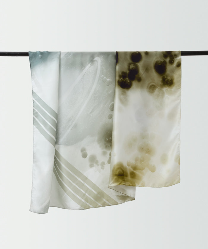 PURE QUINTESENCE SCARF